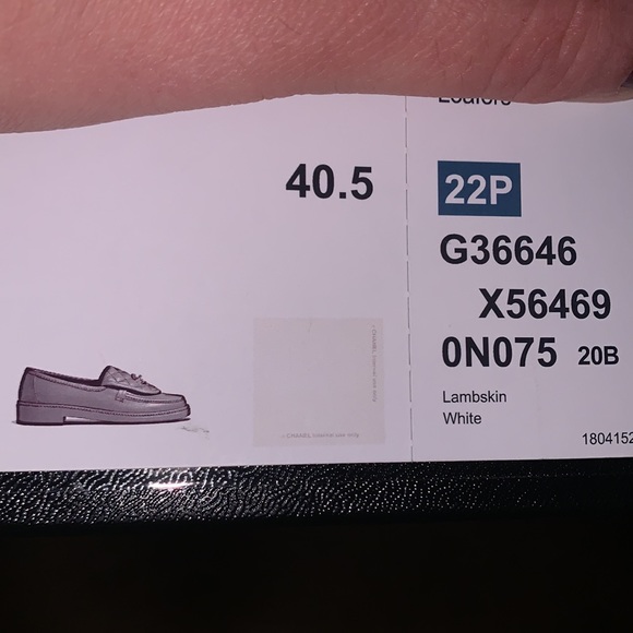 Chanel Loafers 2022 White Silver CC Logo Turn Lock Leather Flats Loafers - Picture 8 of 8